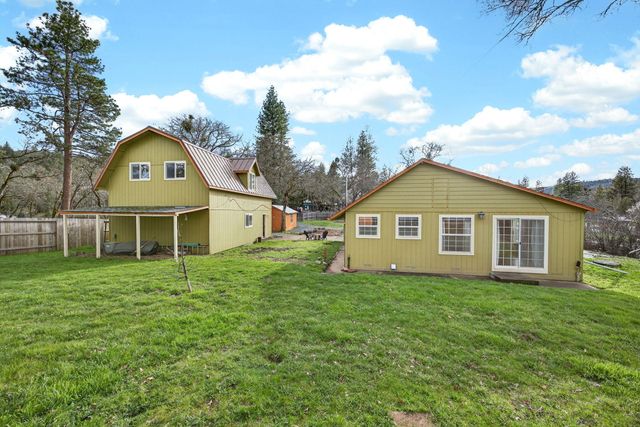 51 Sterling Creek Road, Jacksonville, OR 97530