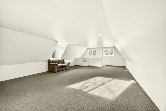 51 Sterling Creek Road, Jacksonville, OR 97530