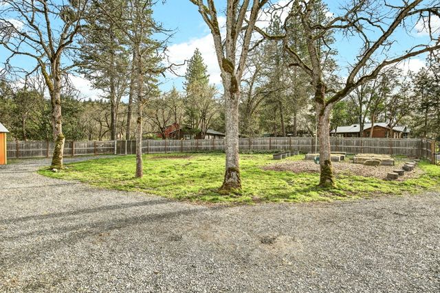 51 Sterling Creek Road, Jacksonville, OR 97530