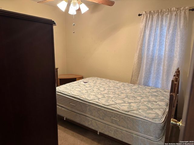 103 Starlight Ter, San Antonio, TX 78233