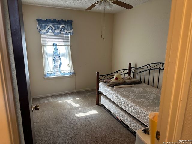 103 Starlight Ter, San Antonio, TX 78233