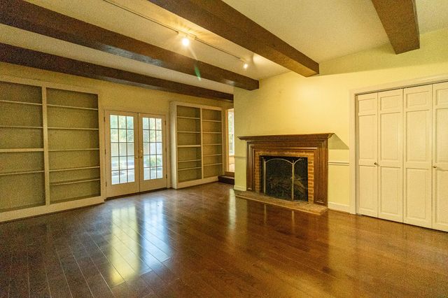 201 Tanglewood Dr, Dickson, TN 37055