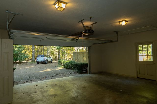 201 Tanglewood Dr, Dickson, TN 37055