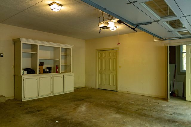 201 Tanglewood Dr, Dickson, TN 37055