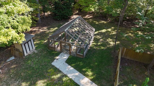 201 Tanglewood Dr, Dickson, TN 37055