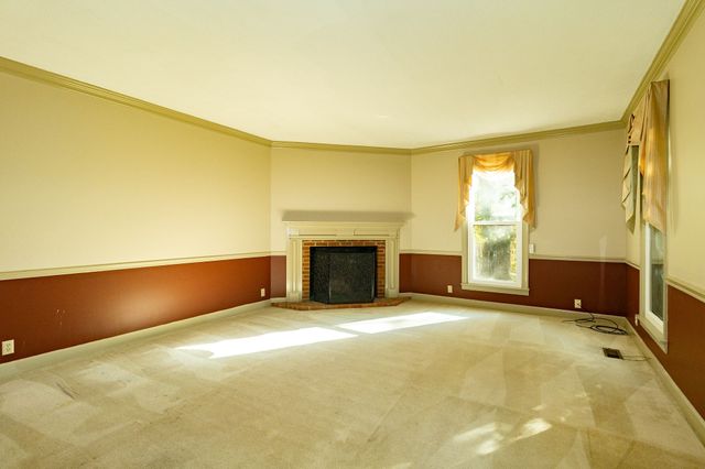 201 Tanglewood Dr, Dickson, TN 37055