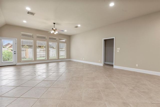 1215 Oxbow Crossing Lane, Rosenberg, TX 77471