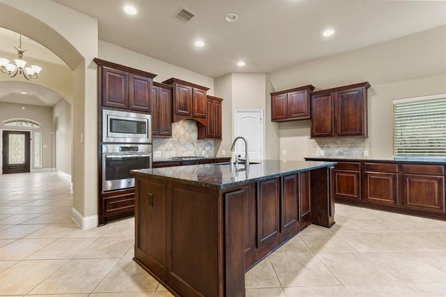1215 Oxbow Crossing Lane, Rosenberg, TX 77471