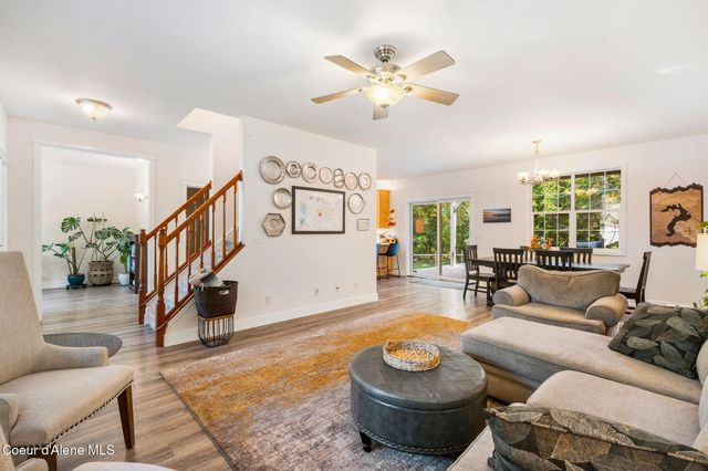145 Vedelwood Dr, Sandpoint, ID 83864
