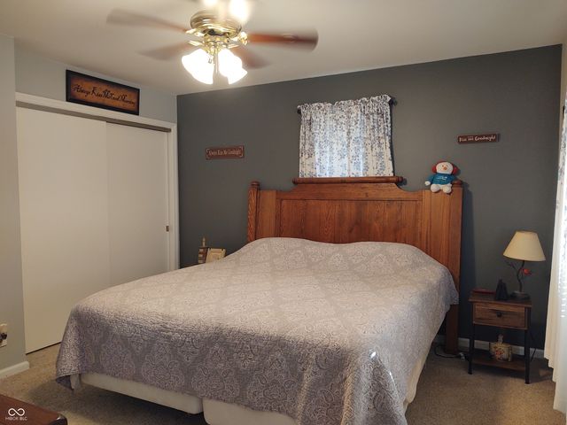 2630 Wedgewood Drive, Columbus, IN 47203