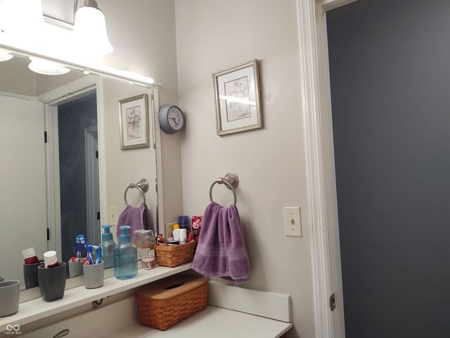 2630 Wedgewood Drive, Columbus, IN 47203