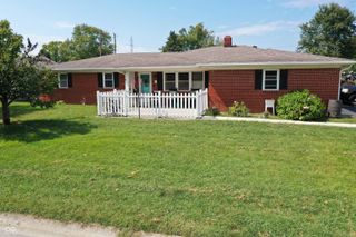 2630 Wedgewood Drive, Columbus, IN 47203