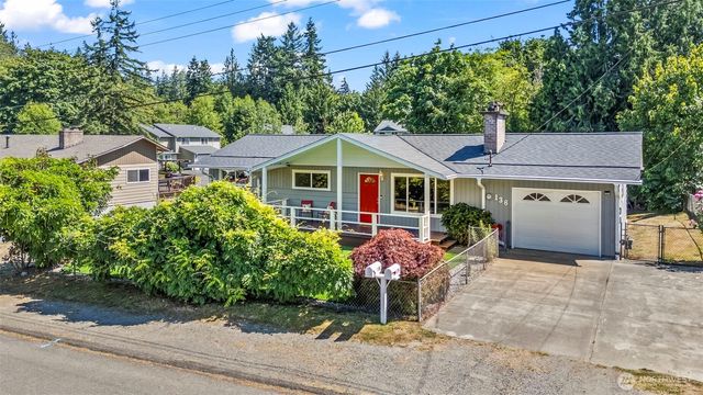 136 May Street W, Port Orchard, WA 98366