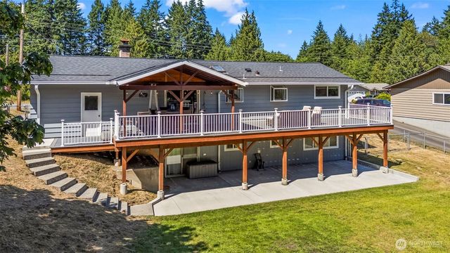 136 May Street W, Port Orchard, WA 98366