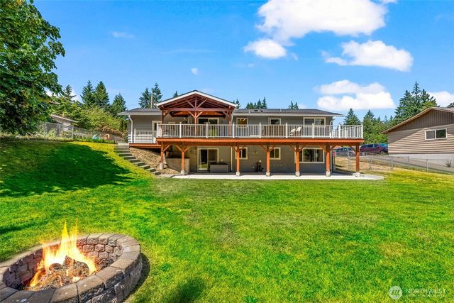 136 May Street W, Port Orchard, WA 98366