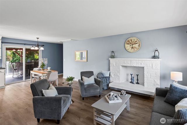 136 May Street W, Port Orchard, WA 98366