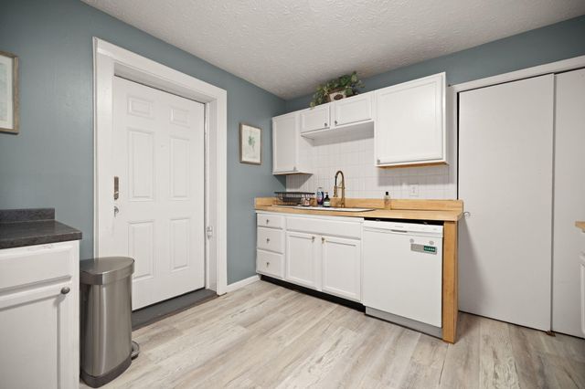 609 Smith Lane, London, KY 40741