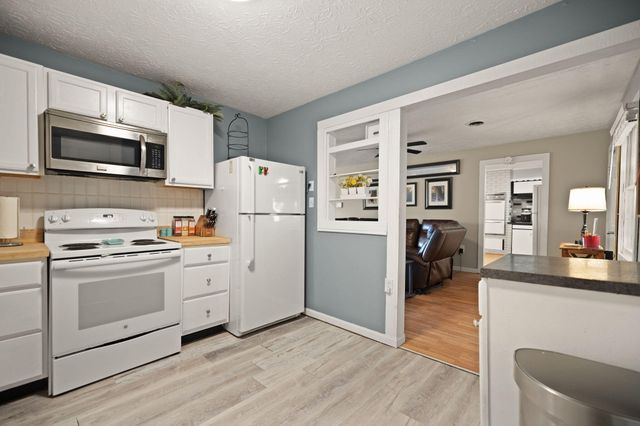 609 Smith Lane, London, KY 40741