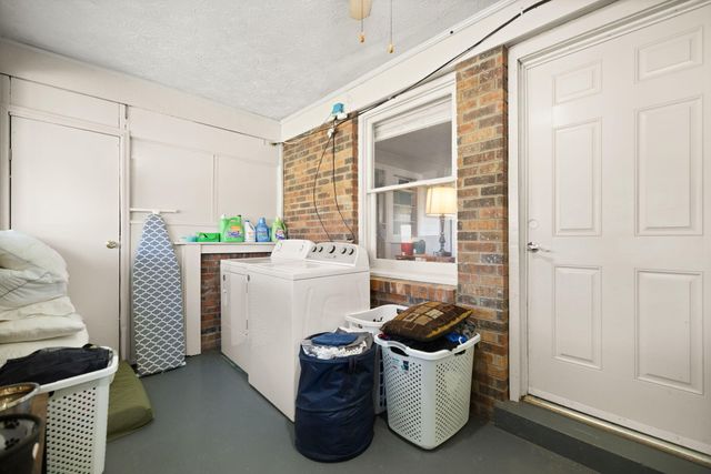 609 Smith Lane, London, KY 40741