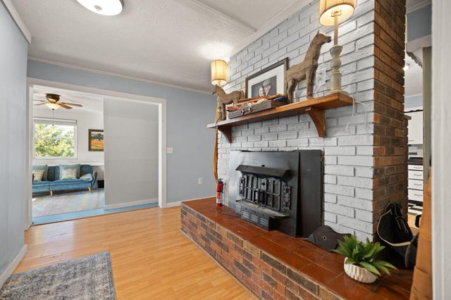 609 Smith Lane, London, KY 40741