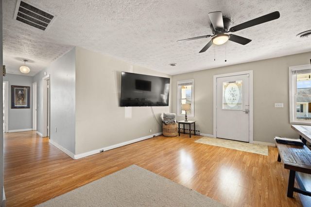 609 Smith Lane, London, KY 40741