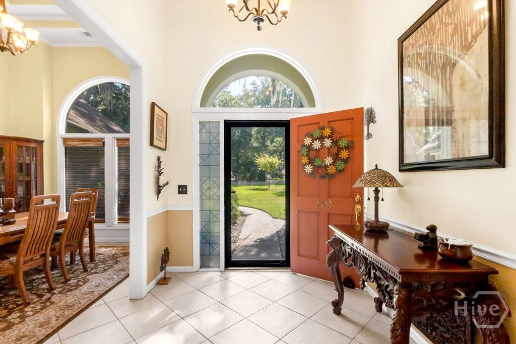 Image 10 of property listing at 89 Old Martin Lane, Richmond Hill, GA 31324