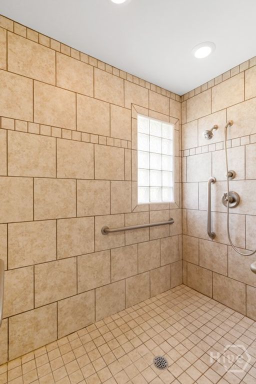 Image 30 of property listing at 89 Old Martin Lane, Richmond Hill, GA 31324