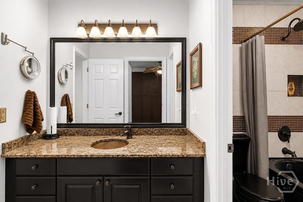 Image 35 of property listing at 89 Old Martin Lane, Richmond Hill, GA 31324