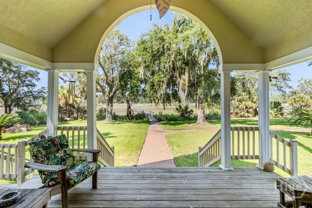 Image 40 of property listing at 89 Old Martin Lane, Richmond Hill, GA 31324