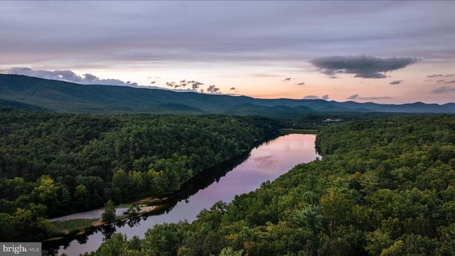 38 STRUDEL CT, Basye, VA 22810