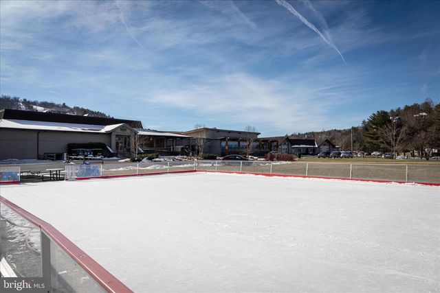 38 STRUDEL CT, Basye, VA 22810