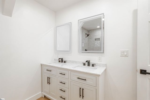 111 Tuskegee Avenue, Greenville, SC 29607