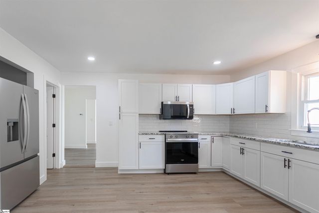 111 Tuskegee Avenue, Greenville, SC 29607