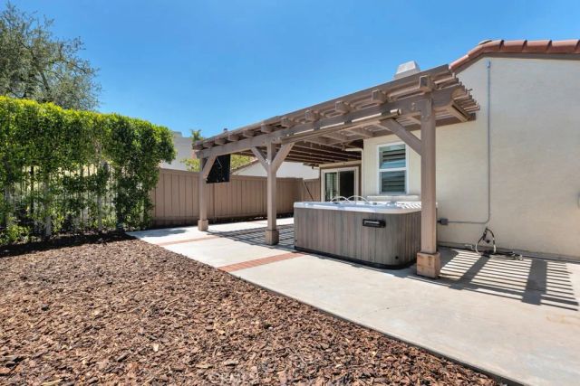 792 Wind Willow Way, Simi Valley, CA 93065