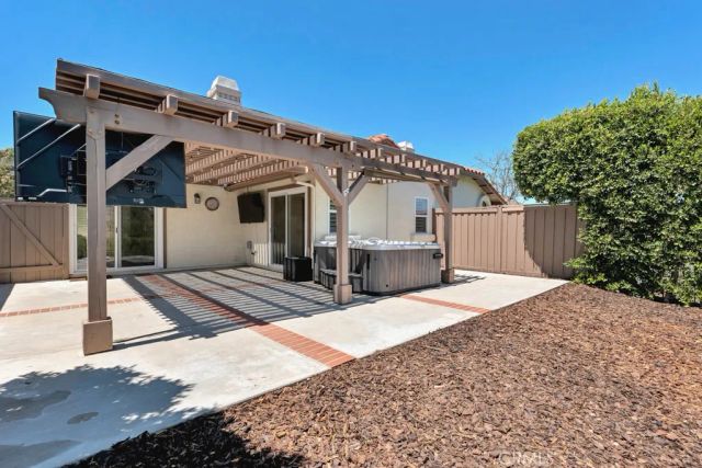 792 Wind Willow Way, Simi Valley, CA 93065