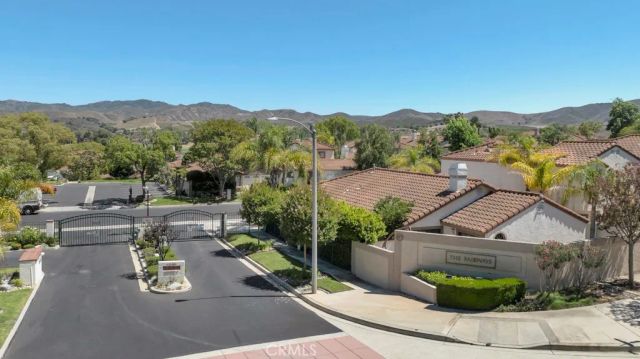 792 Wind Willow Way, Simi Valley, CA 93065