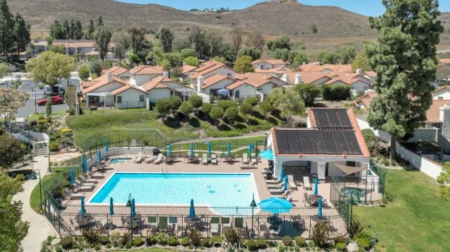 792 Wind Willow Way, Simi Valley, CA 93065