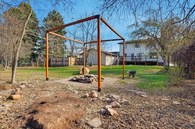 3944 JACKSON BLVD, Rapid City, SD 57702