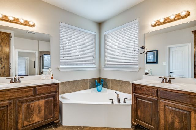 817 Deer Ridge Trail, Mckinney, TX 75072