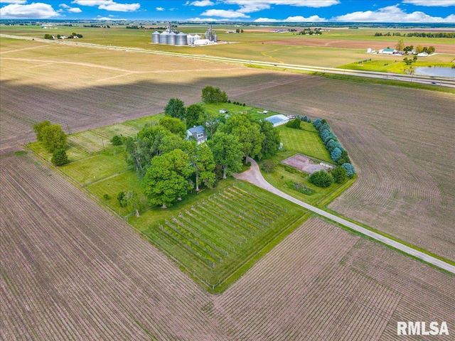 701 E PEARL Street, Tremont, IL 61568