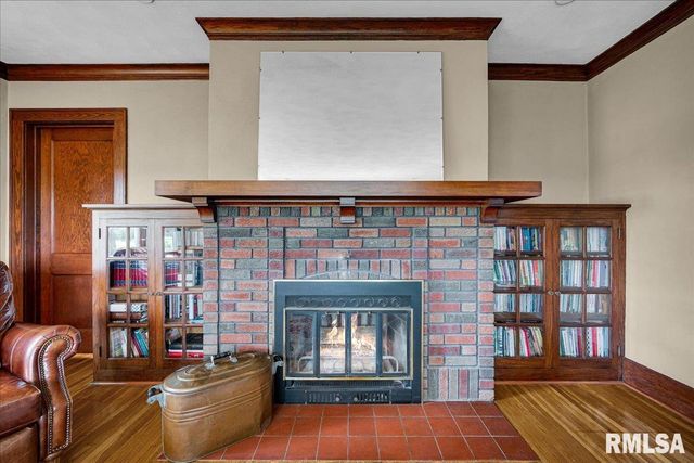 701 E PEARL Street, Tremont, IL 61568