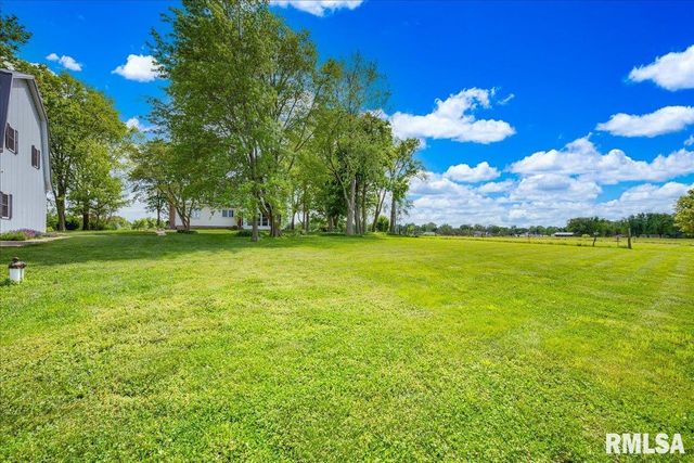 701 E PEARL Street, Tremont, IL 61568