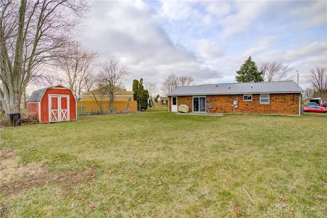 2520 Glenmore Court, Troy, OH 45373