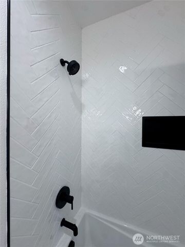 146 33rd Street, East Wenatchee, WA 98802