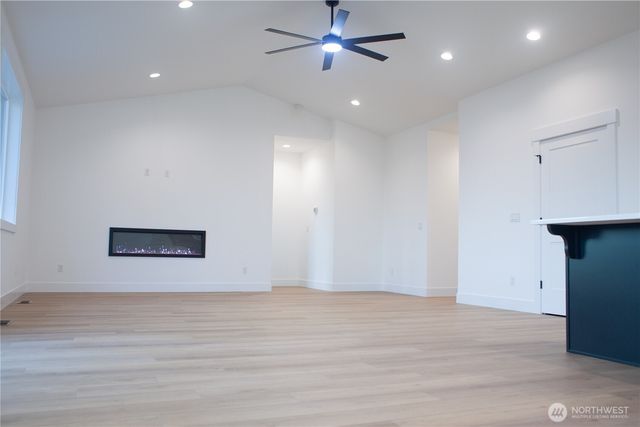 146 33rd Street, East Wenatchee, WA 98802