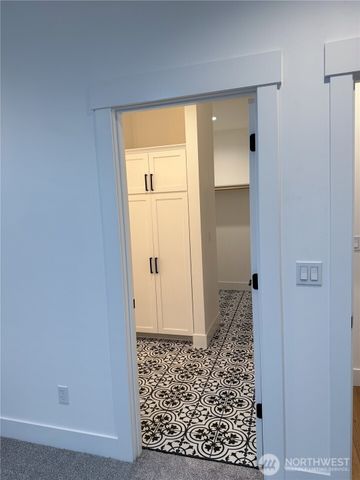 146 33rd Street, East Wenatchee, WA 98802