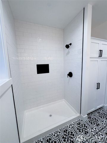 146 33rd Street, East Wenatchee, WA 98802