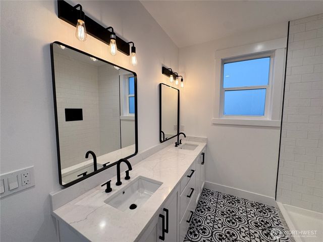 146 33rd Street, East Wenatchee, WA 98802