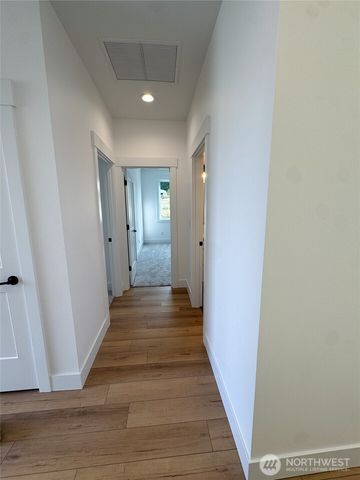 146 33rd Street, East Wenatchee, WA 98802