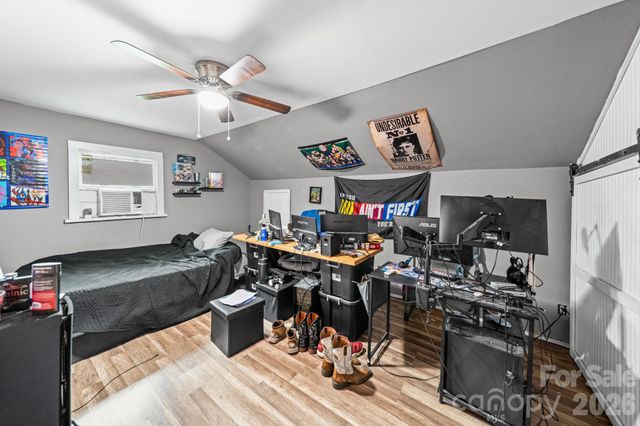116 W 4th Avenue, Gastonia, NC 28052